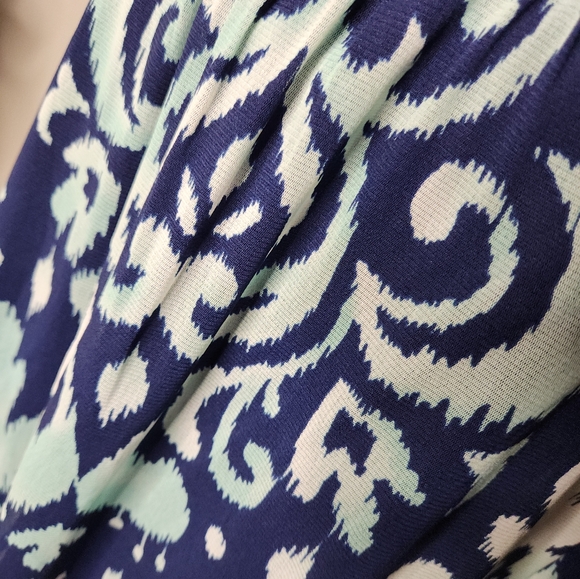 INC International Concepts Cut Out Beaded Neck and Cut Out Sleeves Size XL - Picture 3 of 7